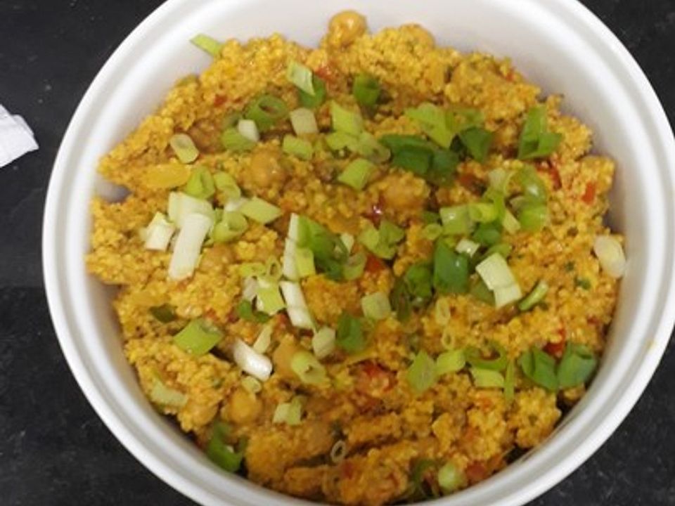 Couscous mit Zucchini, Kichererbsen und Blattspinat von Norien | Chefkoch