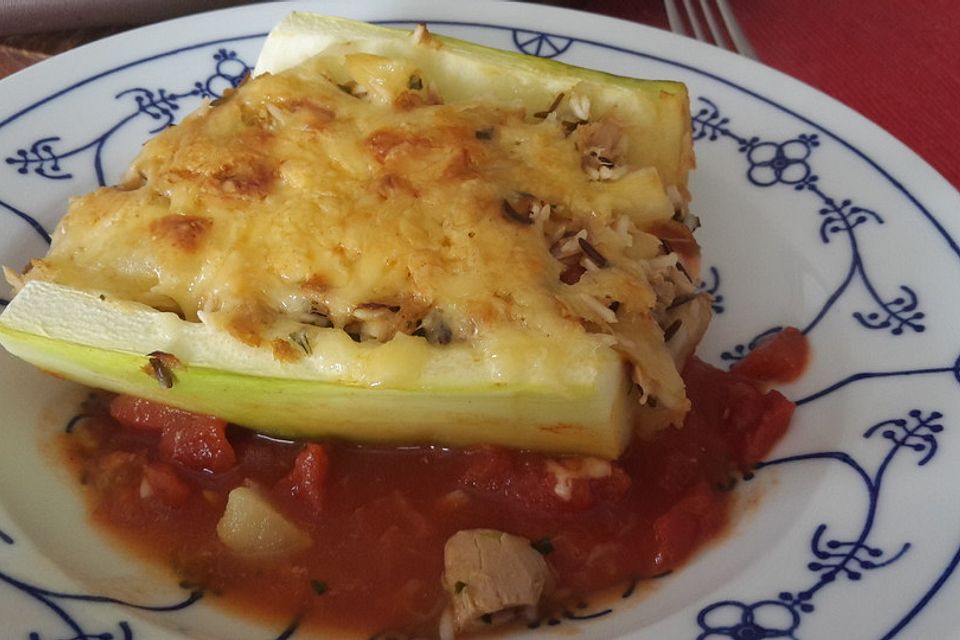 Gefüllte Zucchini mit Thunfisch