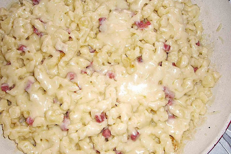 Käsespätzle mit Speck Käsespätzle mit Speck