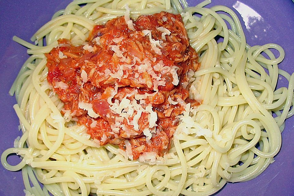 Spaghetti mit Thunfisch