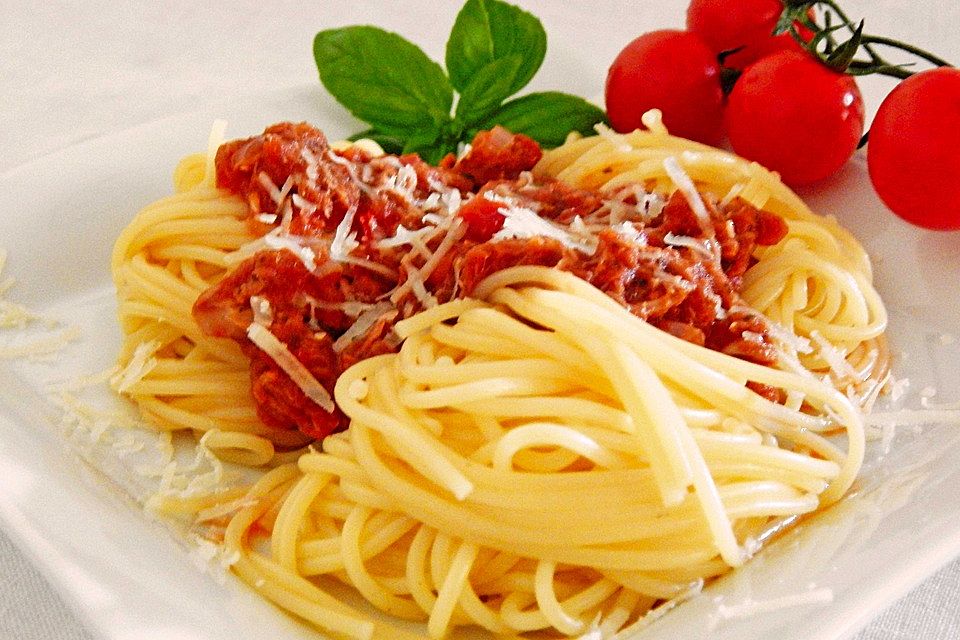 Spaghetti mit Thunfisch