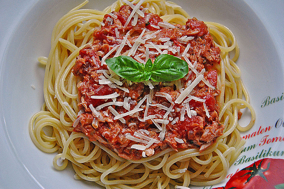 Spaghetti mit Thunfisch