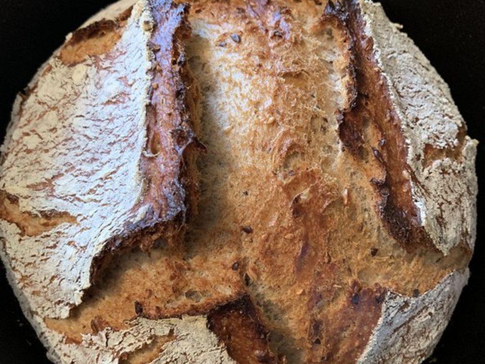 Rustikales Brot im Bräter von Meggixx | Chefkoch