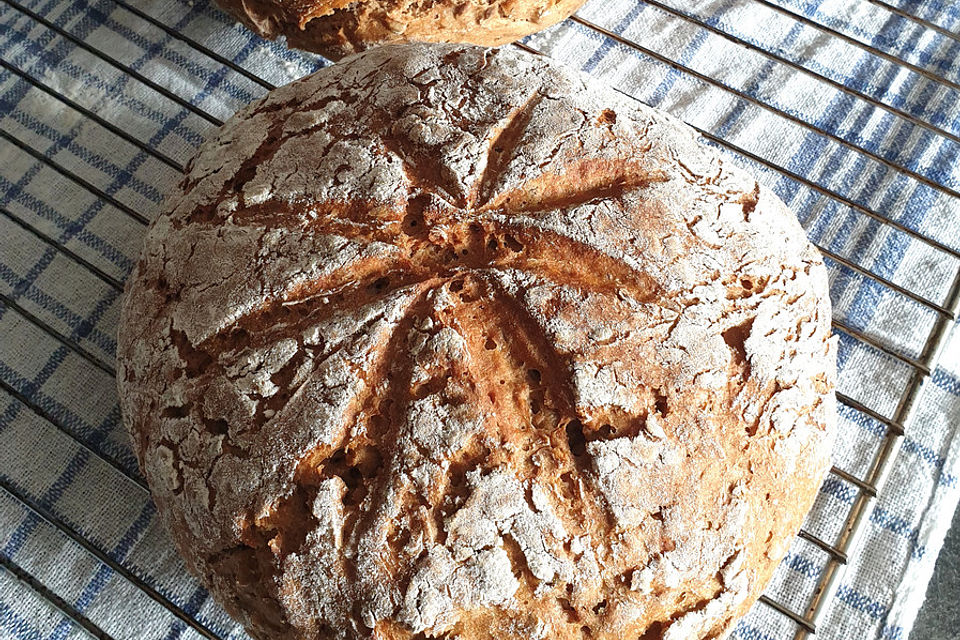 Bauernbrot mit Sauerteig