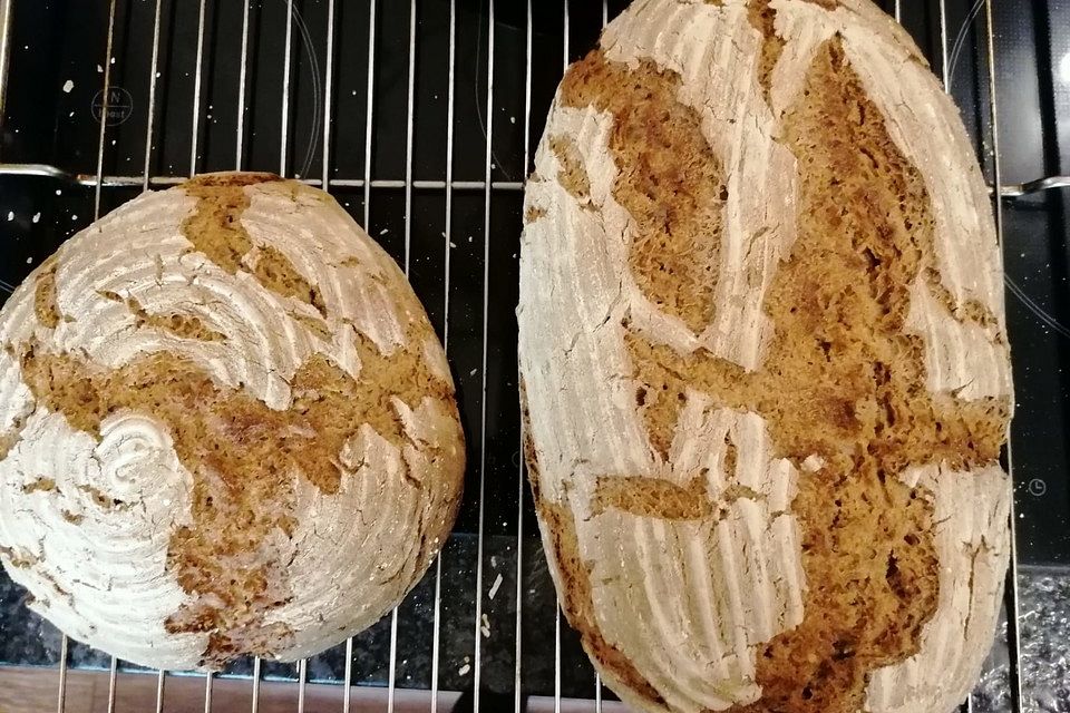 Bauernbrot mit Sauerteig