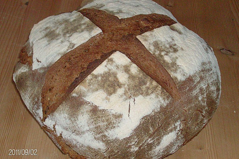 Bauernbrot mit Sauerteig