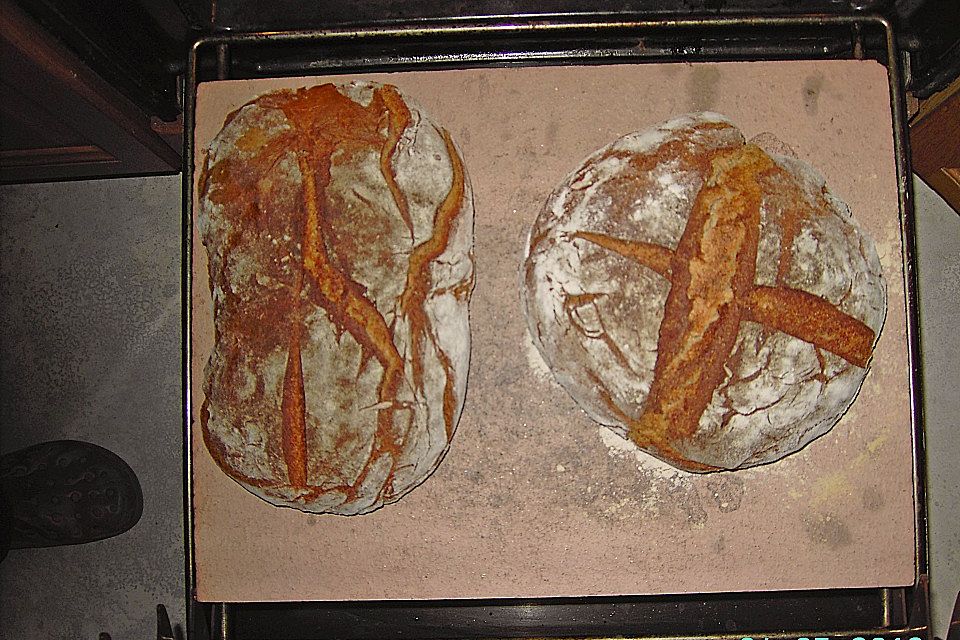 Bauernbrot mit Sauerteig