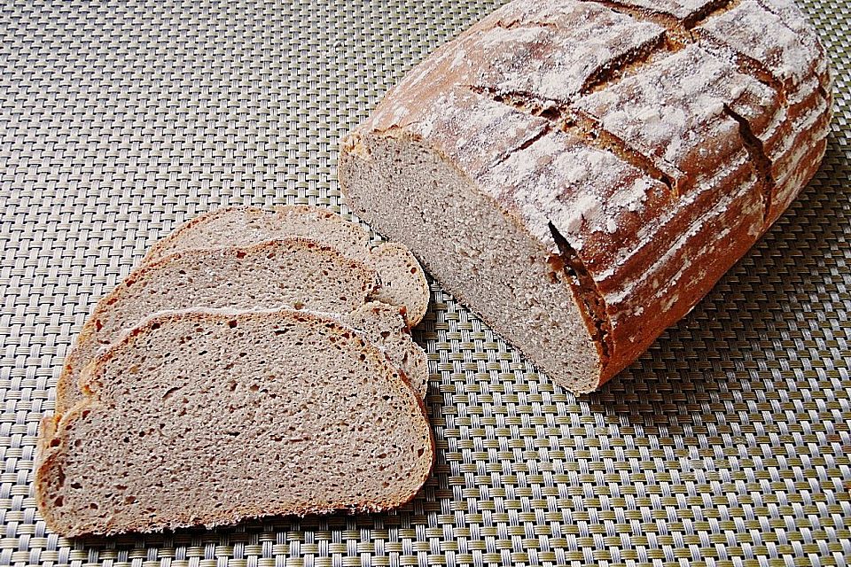 Bauernbrot mit Sauerteig