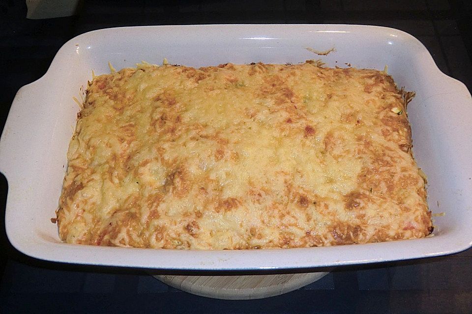 Herzhafter Gemüsekuchen mit Schinken und Käse