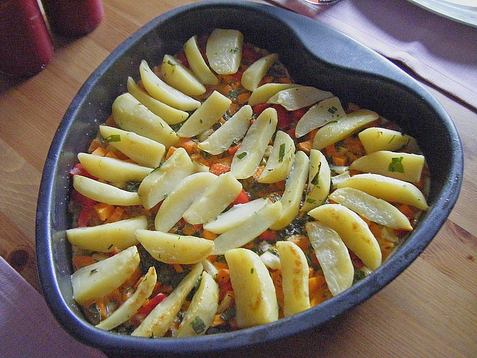 Gebackene Kartoffeln auf Gemüse von Ratatouille94| Chefkoch