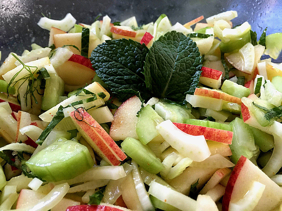 Rucolasalat mit Mango, Avocado und Mozzarella - Kochen Gut | kochengut.de