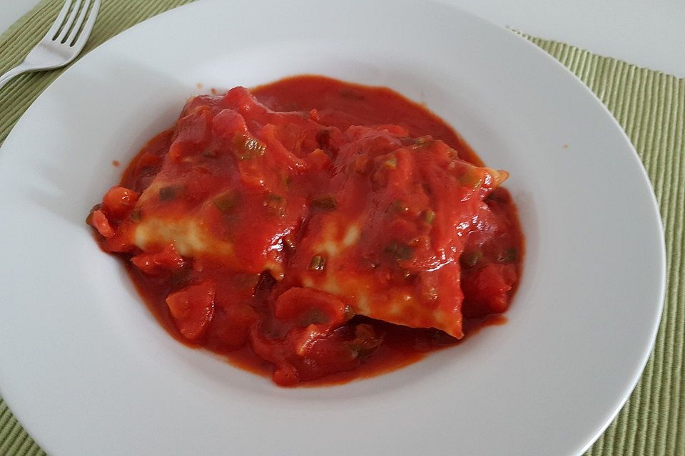 Bio - Maultaschen in Tomatensoße