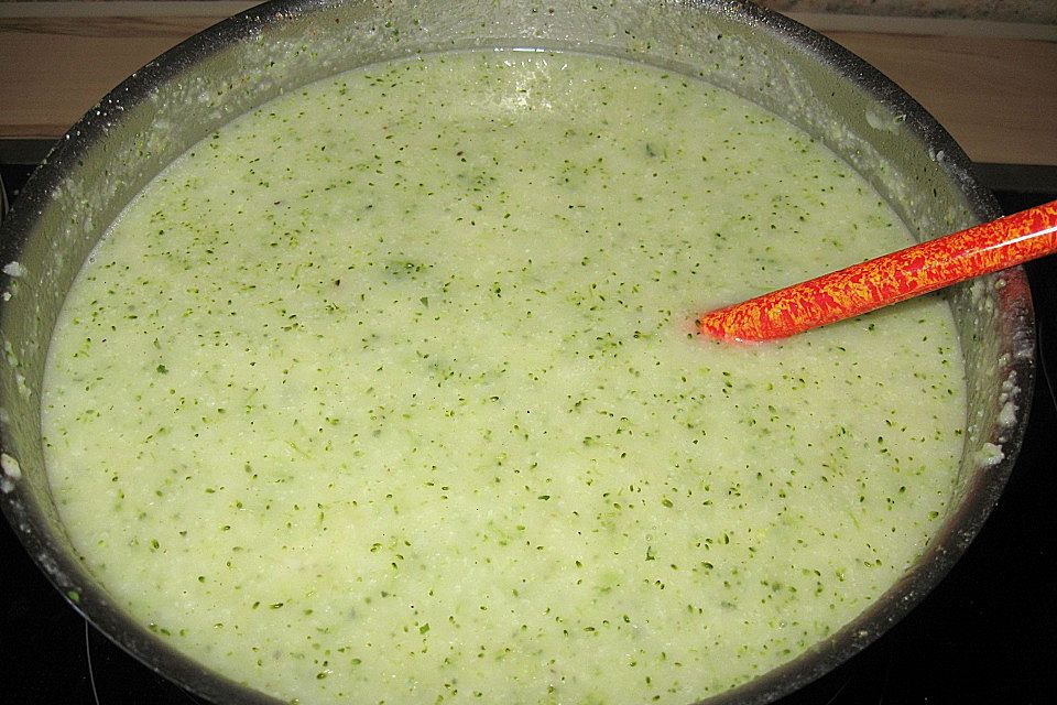 Blumenkohl - Brokkoli Suppe