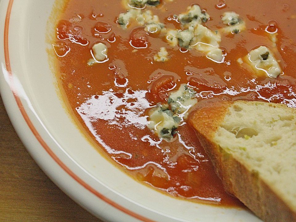 Tomatensuppe mit Roquefort| Chefkoch
