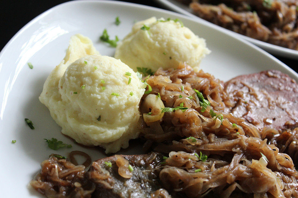 Kartoffelpüree mit geröstetem Knoblauch