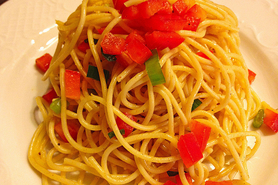 'Chinesischer'  Spaghettisalat