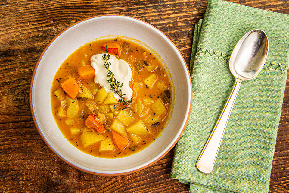 Vegetarisches Kürbis - Kartoffel - Gulasch