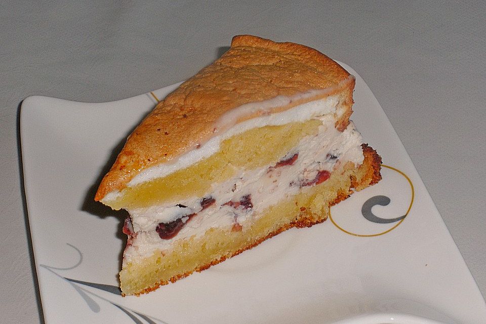 Amarena - Torte mit Baiser