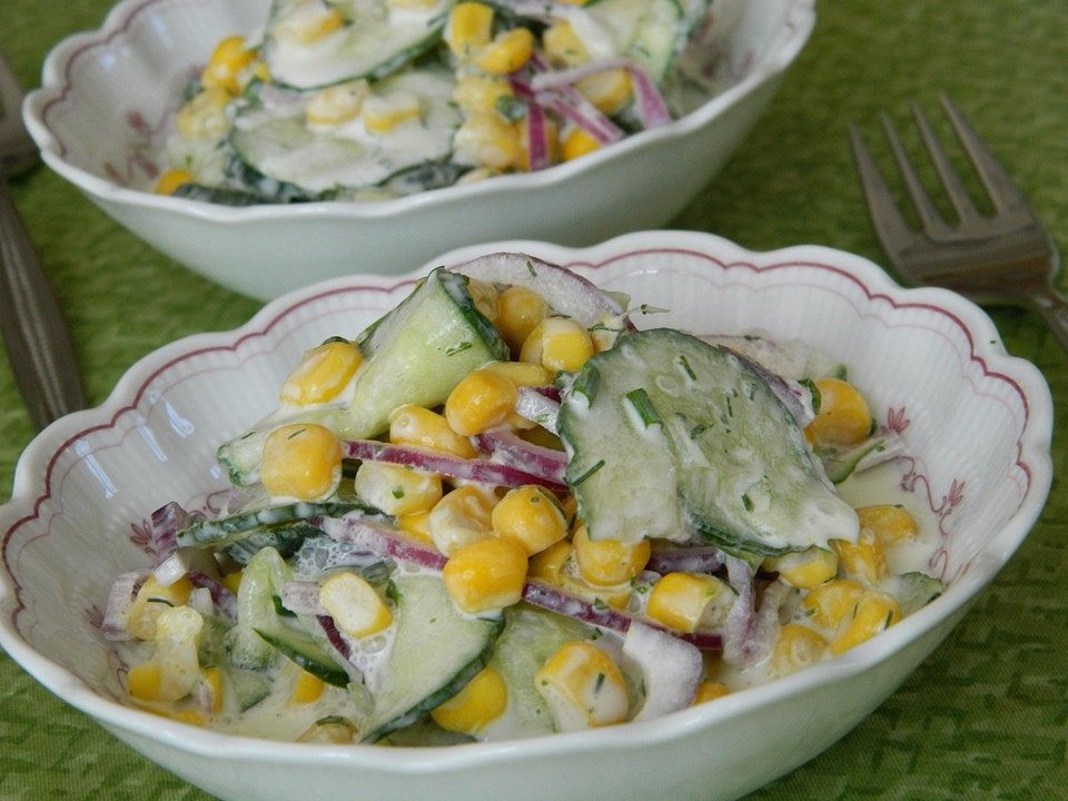 Gurken - Mais Salat mit Sahne - Schmand Dressing von bastelsuse | Chefkoch