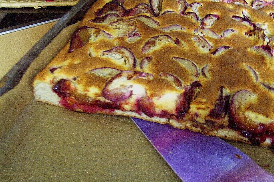 Guss für Pflaumenkuchen vom Blech