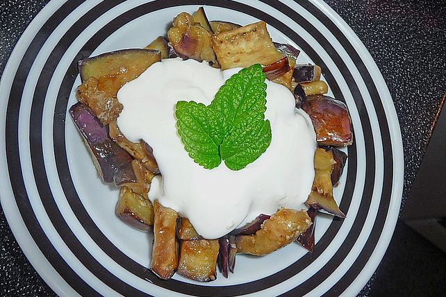 Türkische Auberginen - Hackpfanne von Matrei| Chefkoch