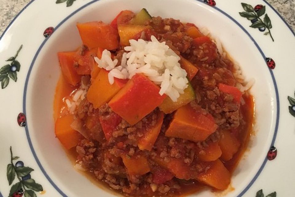 Hackfleisch mit Kürbis und Zucchini