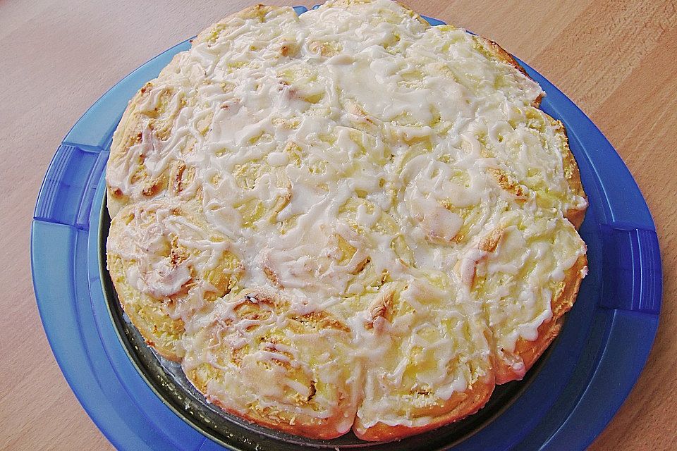 Kokos - Rosenkuchen mit Pudding