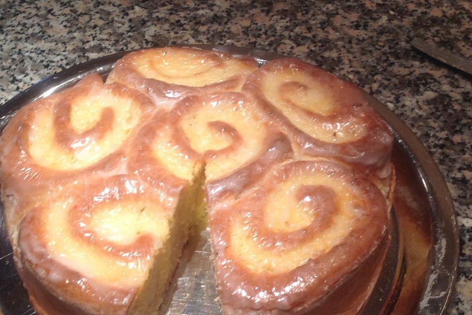 Kokos - Rosenkuchen mit Pudding