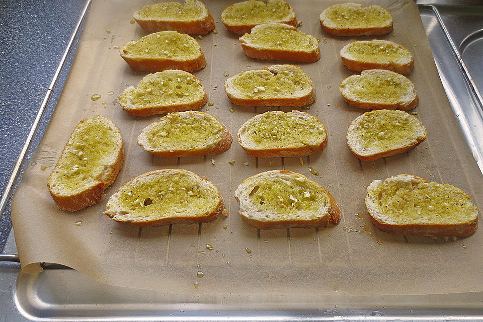 Kräuter - Knoblauch - Crostini