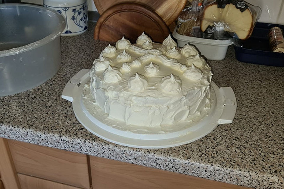 EikOs Buttercreme - Marzipan - Torte