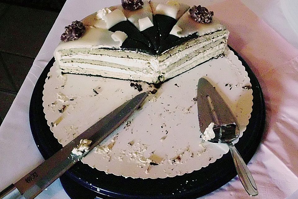 EikOs Buttercreme - Marzipan - Torte