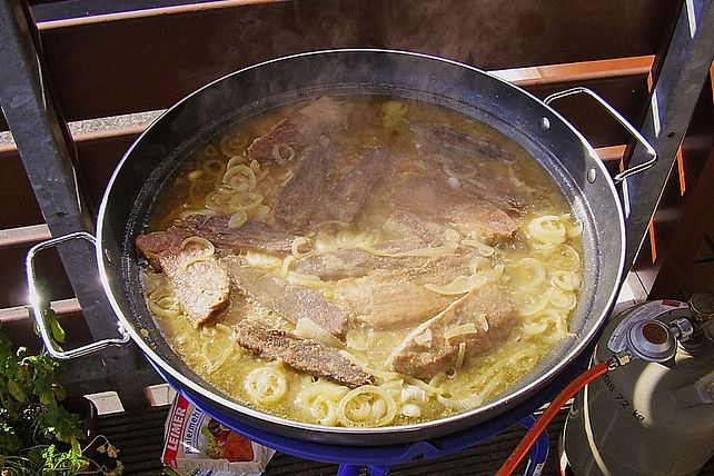 Zwiebelfleisch mit Kartoffelpüree von Opakochtgut | Chefkoch