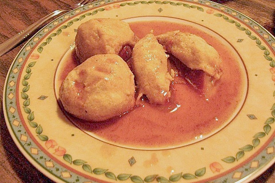 Grieß-Zwetschgen-Knödel