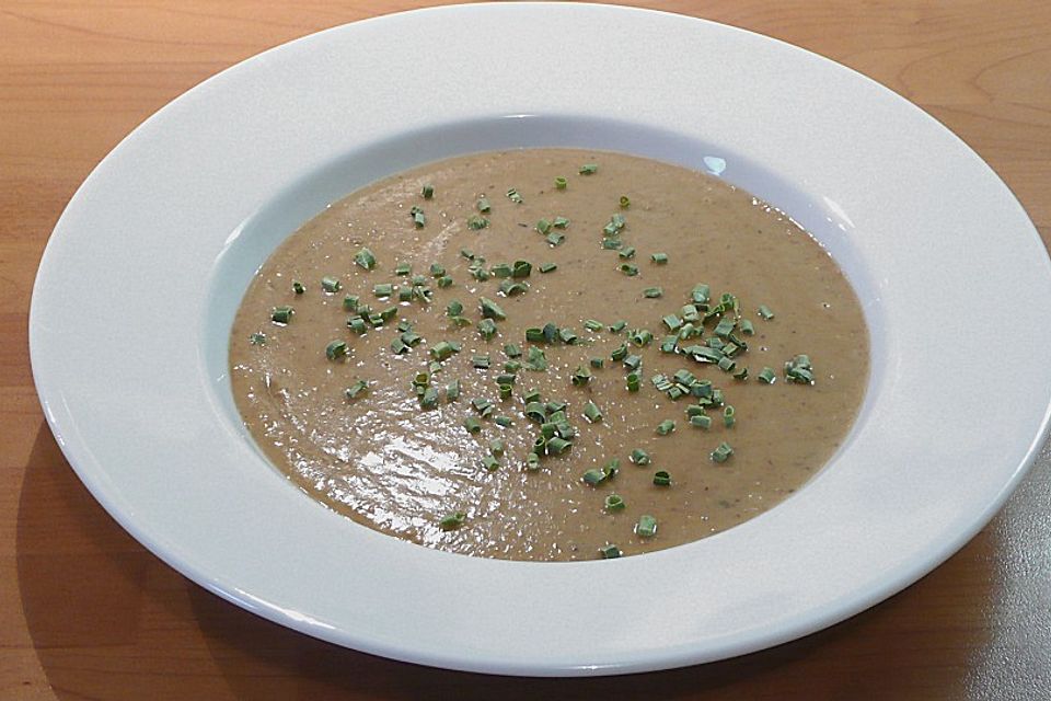 Maronencremesuppe mit Amaretto