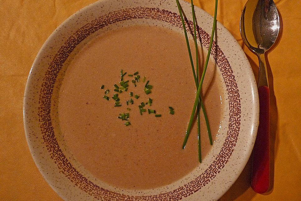 Maronencremesuppe mit Amaretto