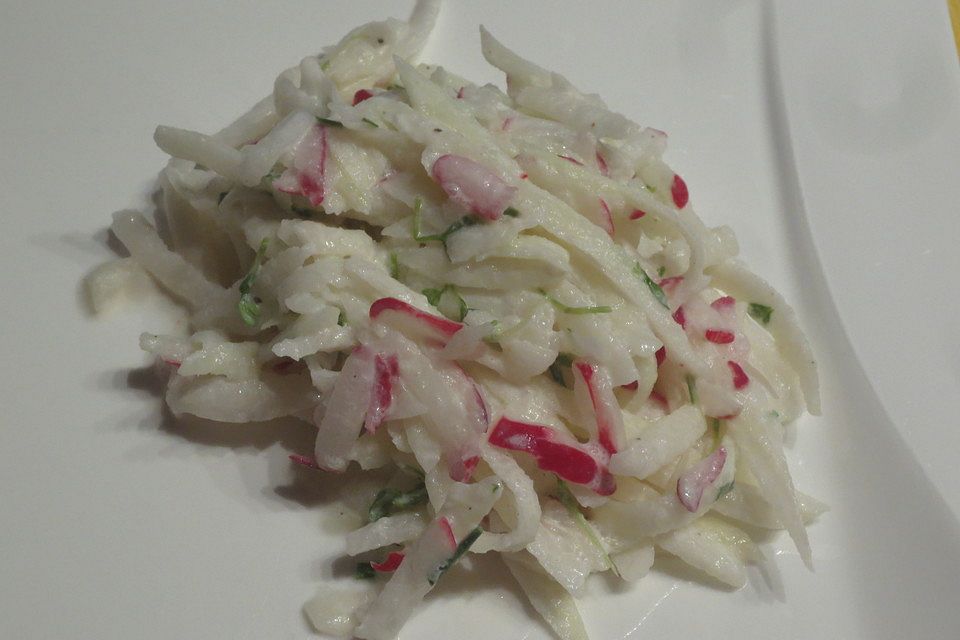 Kohlrabi - Radieschen Salat