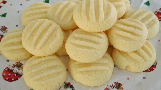 Butterknöpfchen von Christinini87