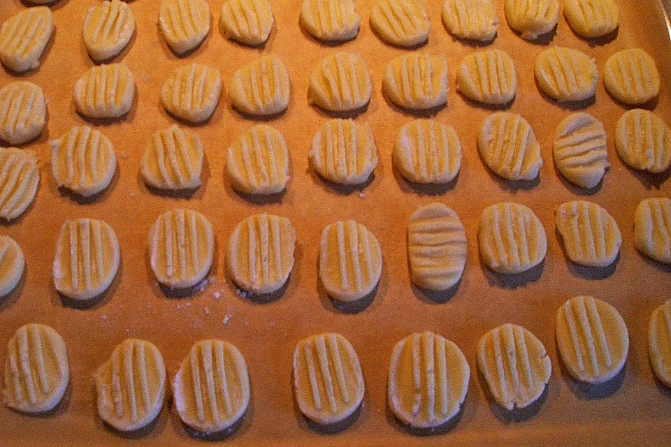 Butterknöpfchen Butterknöpfchen