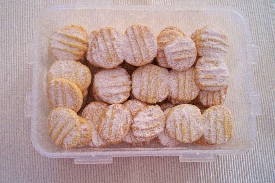 Butterknöpfchen Butterknöpfchen