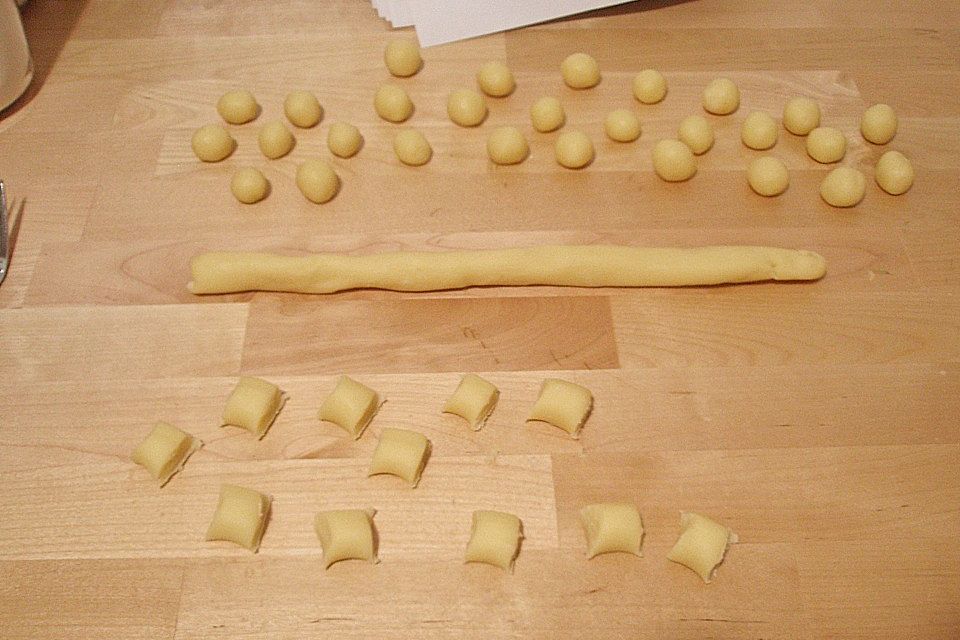 Butterknöpfchen Butterknöpfchen