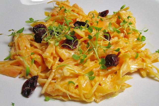 Kürbissalat mit Ziegenkäsedressing von Pumpkin-Pie| Chefkoch