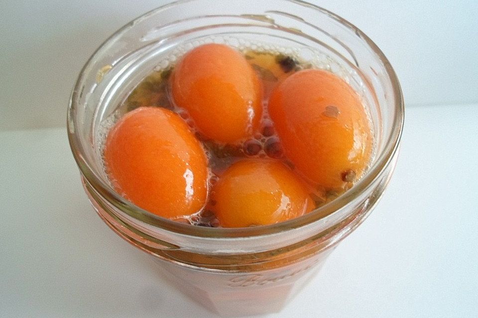 Eingelgte Kumquats