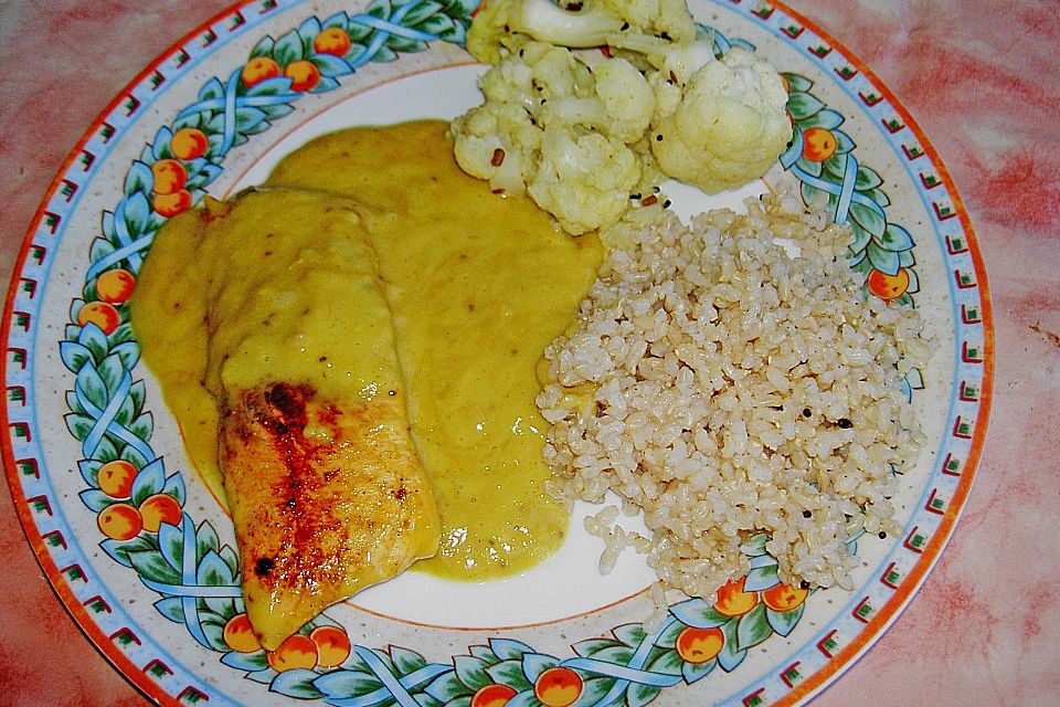 Fischfilet mit fruchtig - scharfer Mangosauce