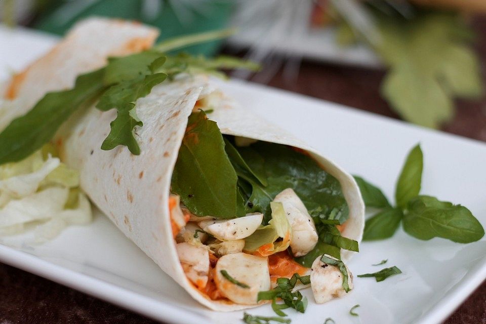 Tortilla mit Caprese - Füllung