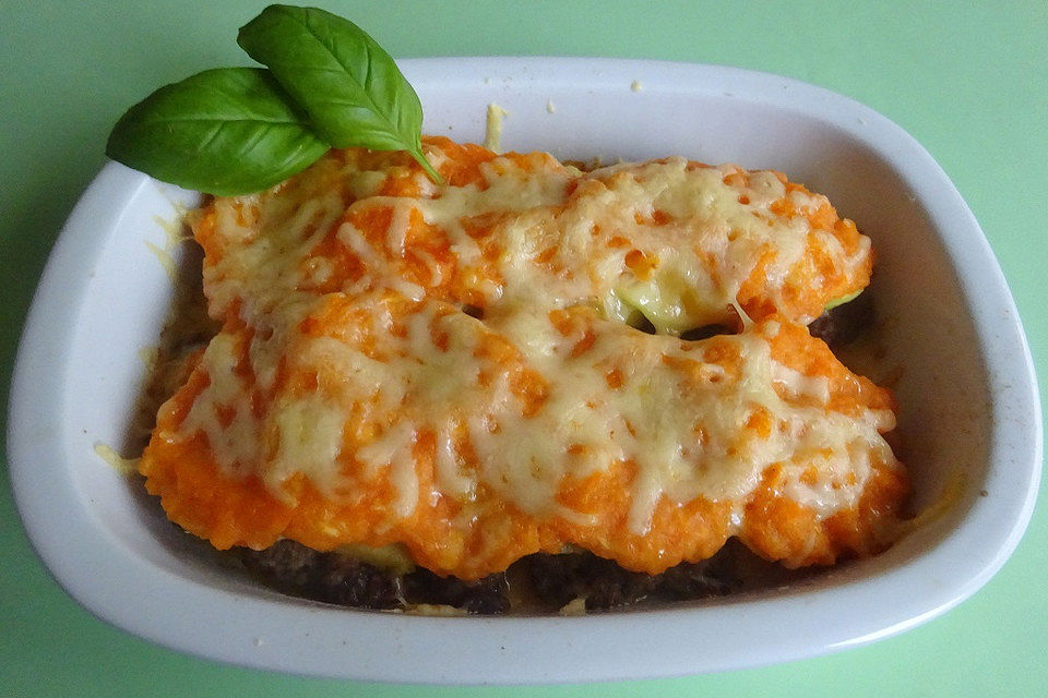 Zucchini - Kartoffel - Auflauf mit Hack