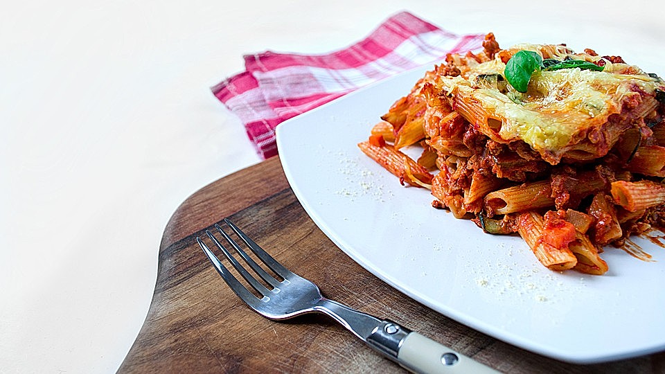 Veganer Hack-Nudel-Auflauf