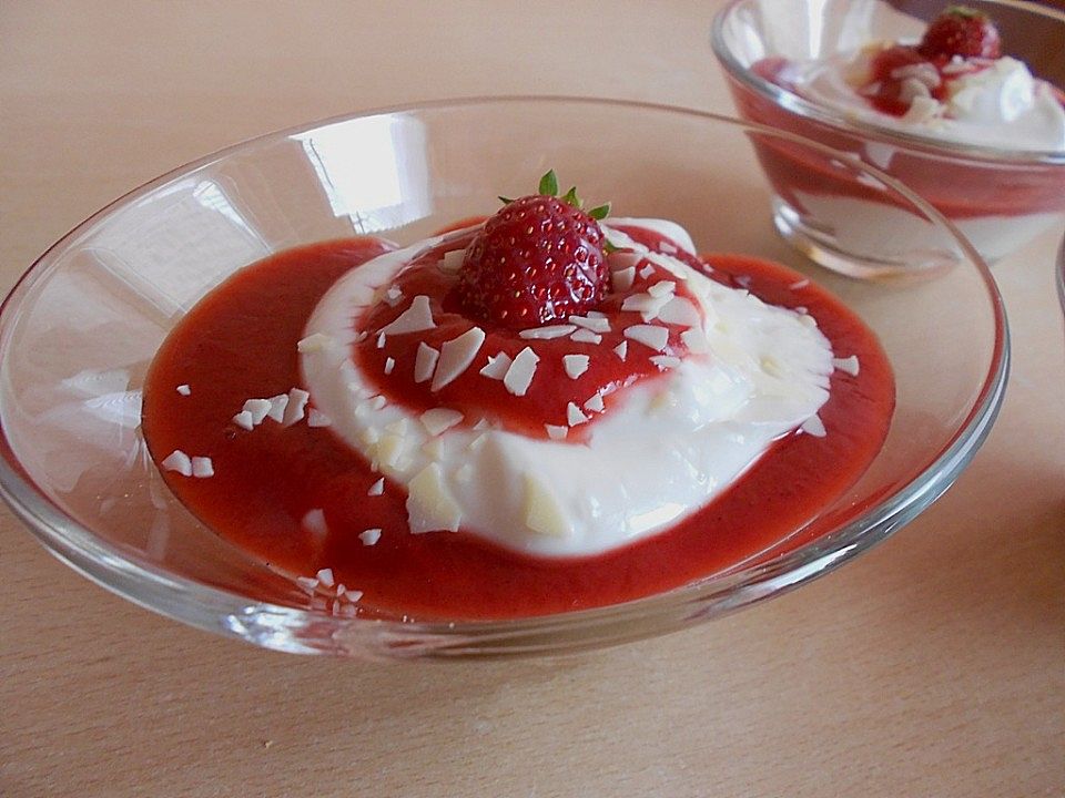 Erdbeer - Quark Dessert von mymeal| Chefkoch