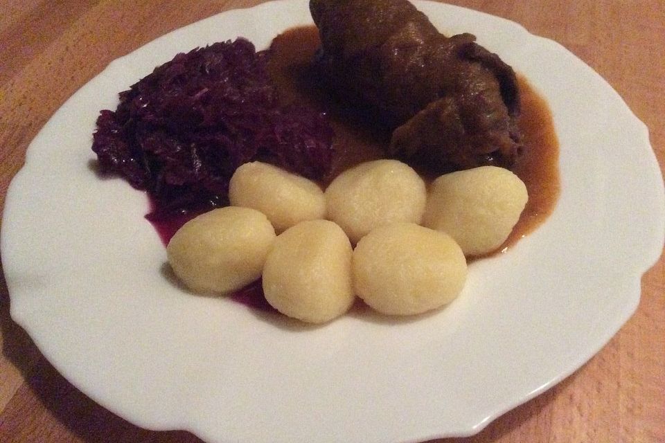 Rouladen in Rotweinsauce