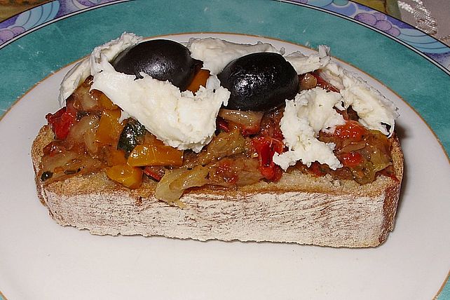 Bruschetta mit einem Aufstrich mit im Backofen gebratenem Gemüse| Chefkoch