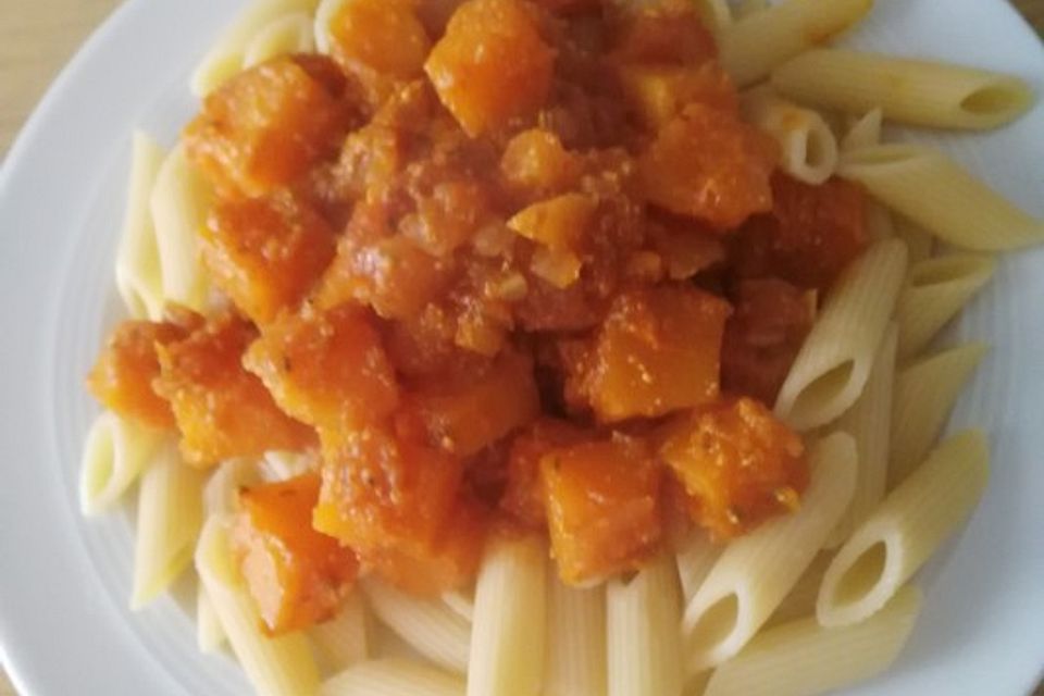 Pasta mit  Kürbis - Weißweinsoße